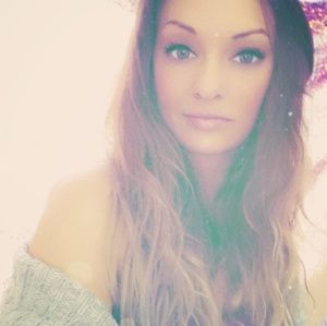 Meet your Posher, Casi